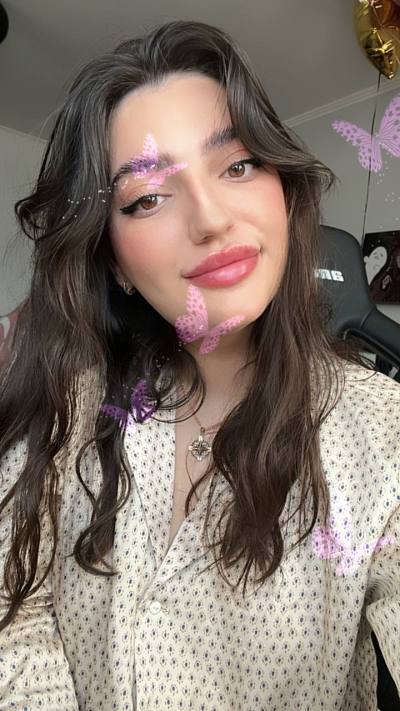 Карина 23 ans Odesa Ukraine
