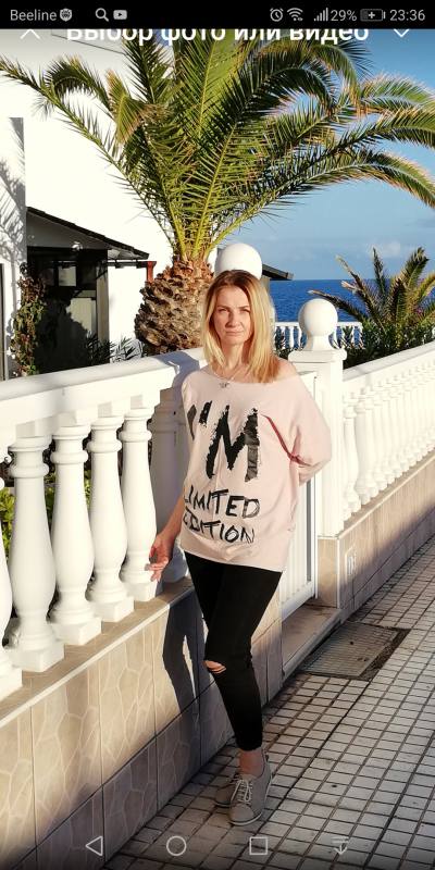 Yuliya 48 ans Krasnodar Russie