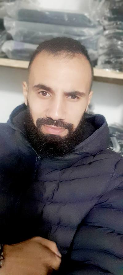 Youcef 28 лет Oran Алжир