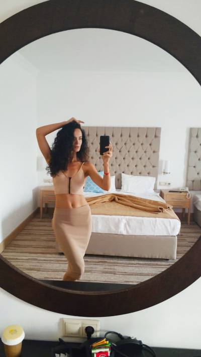 Anna 38 ans Kremenchug Ukraine