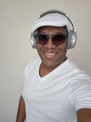 Franck 59 ans Paris France
