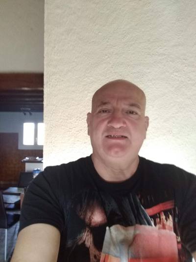 Bernard 54 лет Clermont Ferrand Франция