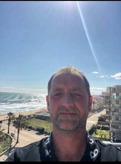 Alex 46 ans Pilés  Espagne