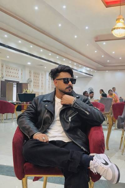 Anurag 27 лет Berlin  Германия