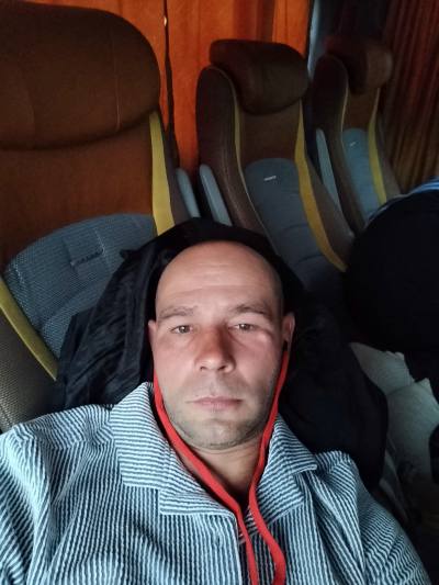 Dima 40 ans Bergen  Allemagne
