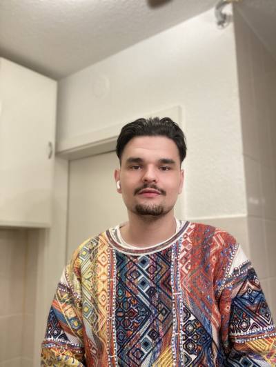 Davor 26 лет Frankfurt Германия