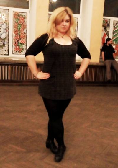 Olga 36 ans Донецк Ukraine