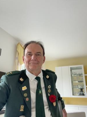 Makai 61 лет Hannover Германия