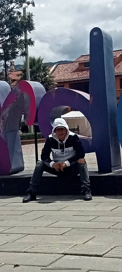 Marlon 53 ans Celesta France