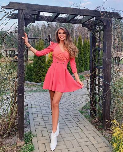 Yuliana 37 ans Minsk Biélorussie