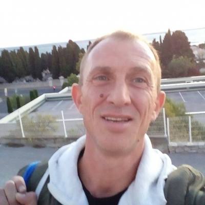 Frédéric 55 лет Aurillac  Франция