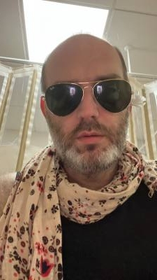 Cyrille 44 ans Courbevoie France