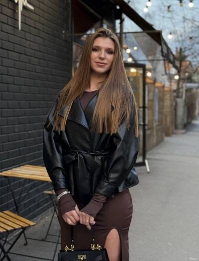 Viktoriia 26 ans Vinnytsia Ukraine