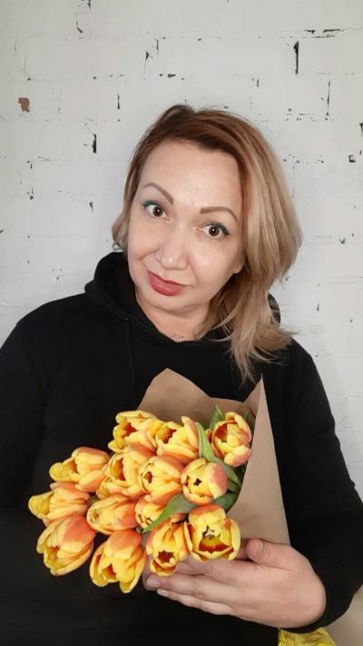 Екатерина 47 ans Санкт-Петербург Russie