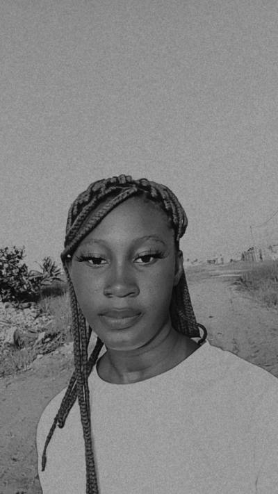 Stephanie 33 лет Bordeaux  Франция