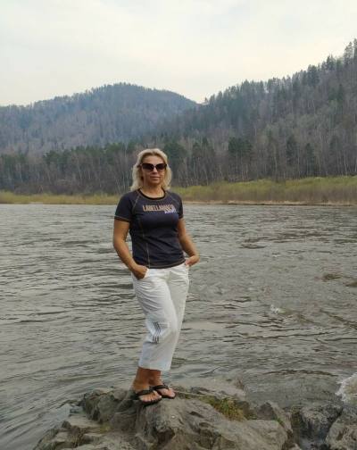 Nataliya 49 ans Krasnoyarsk Russie