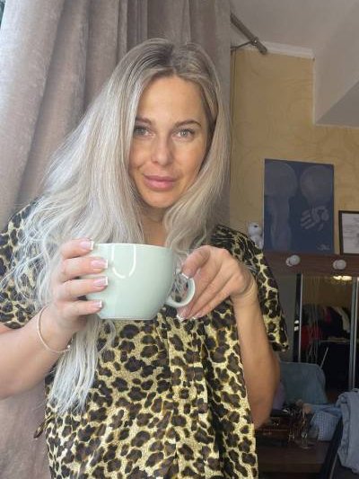 Rencontre Femme : Алекс, 40 ans à Ukraine  Kharkov